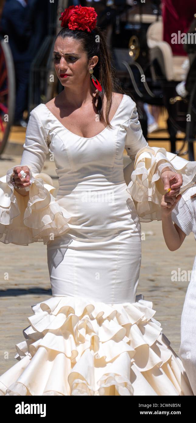 Flamenco Set - White by De Castro at WLP – White Label Project, image size:645x1390