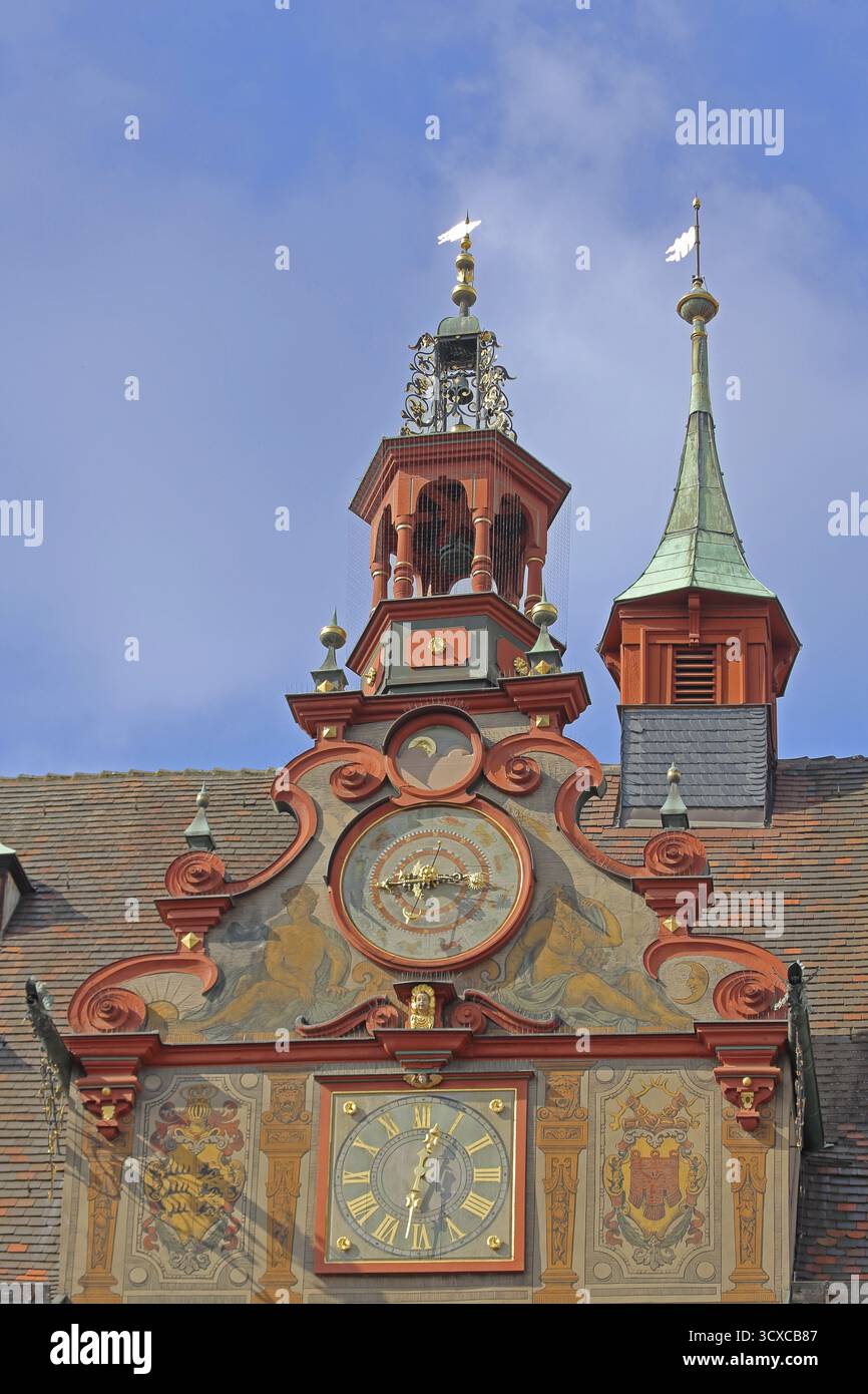 Spannende Wall Am Markt Bilder