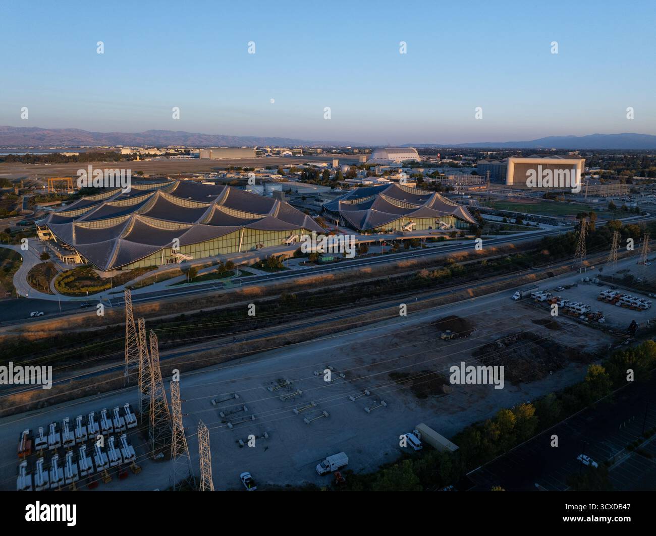 Mountain View, United States - 05 September 2025: Aerial view of ...