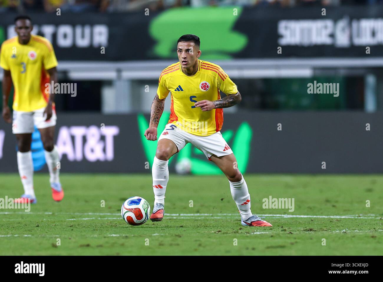 ARLINGTON, TX - October 11: Colombia midfielder Kevin Castano (#5 ...