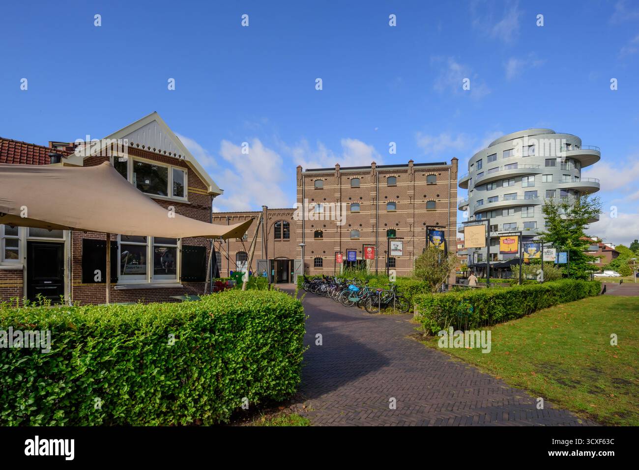 Utrecht, Cereolfabriek, Umnutzung zu Wohnungen, Schule etc // Utrecht, Cereolfabriek, conversion to apartments, school etc Stock Photo