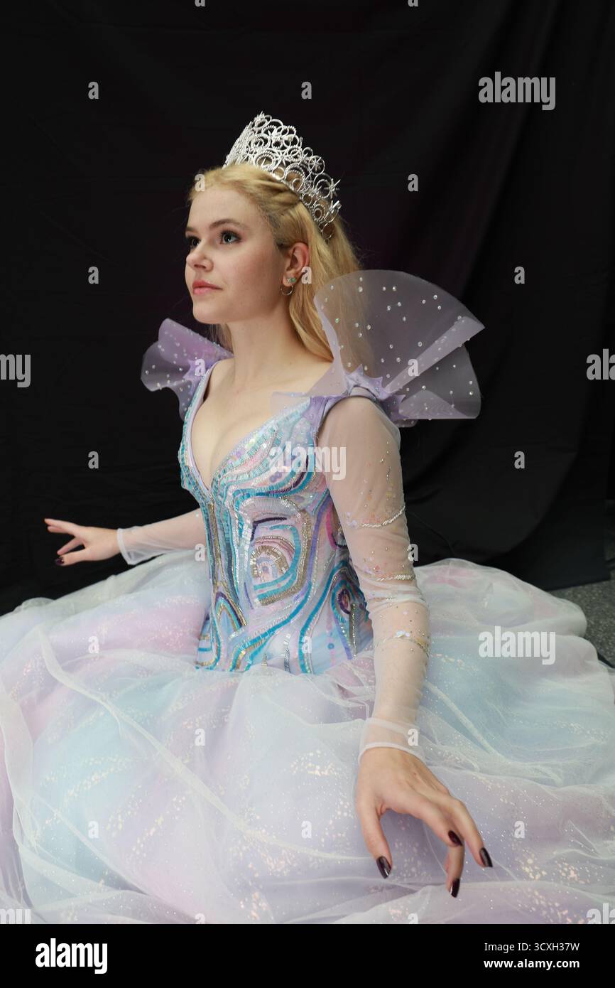 dolce vita blue dress Funko Wicked: For Good Glinda in Blue Gown Funko Pop! Vinyl Figure #19 –  GeekPH Store main image 1