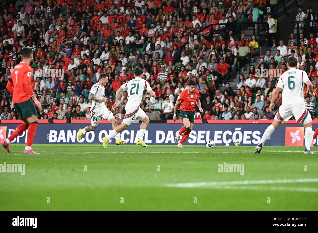 Lisbon, Portugal. 14 October 2025. Bernardo Silva midfielder of