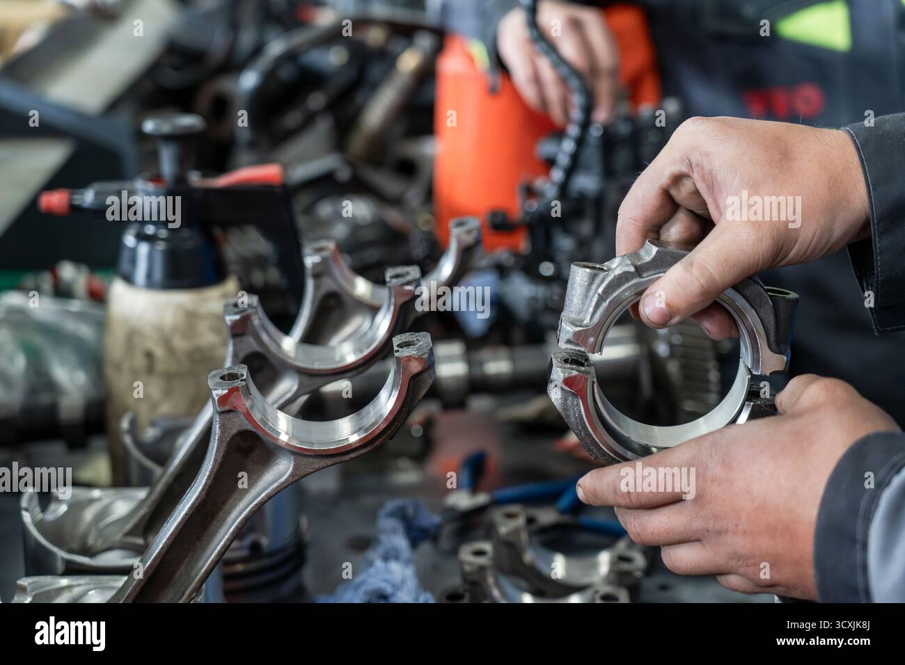 Mechanicteam hi-res stock photography and images - Alamy