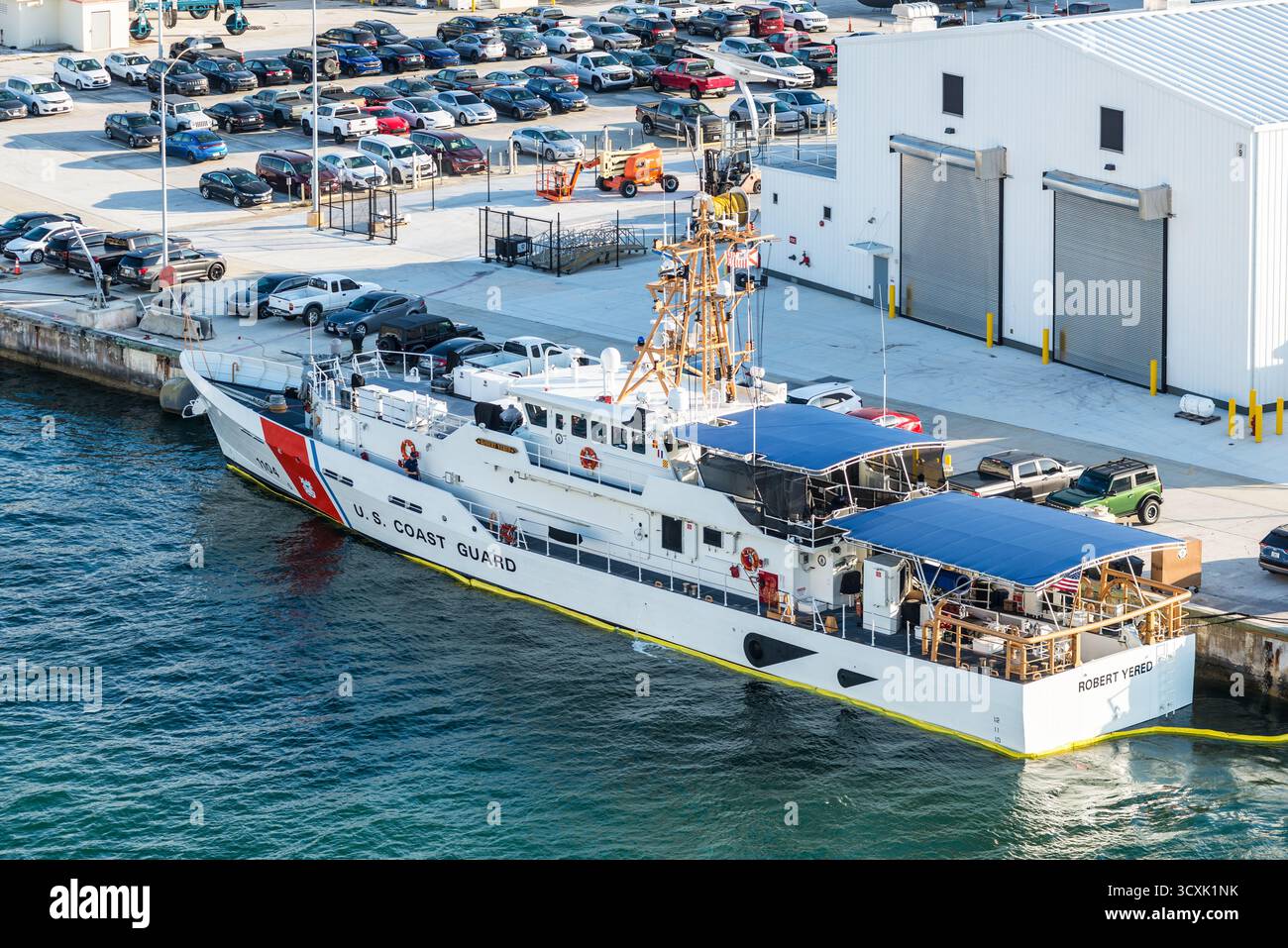 Cutter robert yered hi-res stock photography and images - Alamy