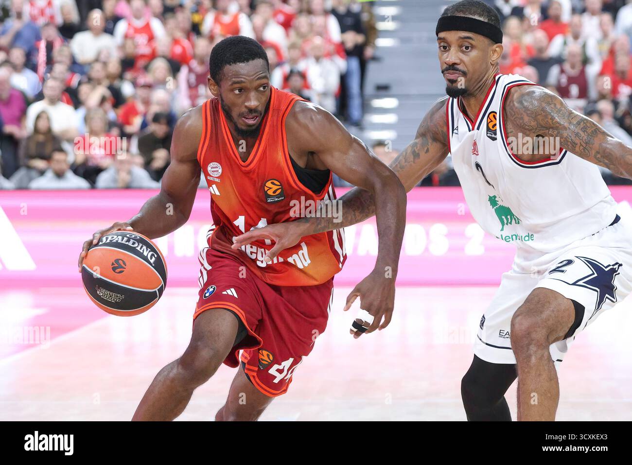 Sap R4 10/14/2025 Germany, Munich, 2025 10 14: Kamar Baldwin (FC Bayern ...