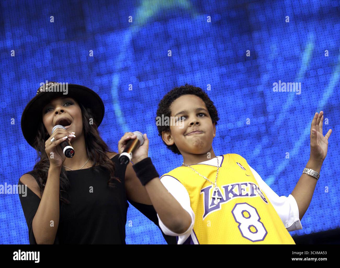 Omero mumba hi-res stock photography and images - Alamy