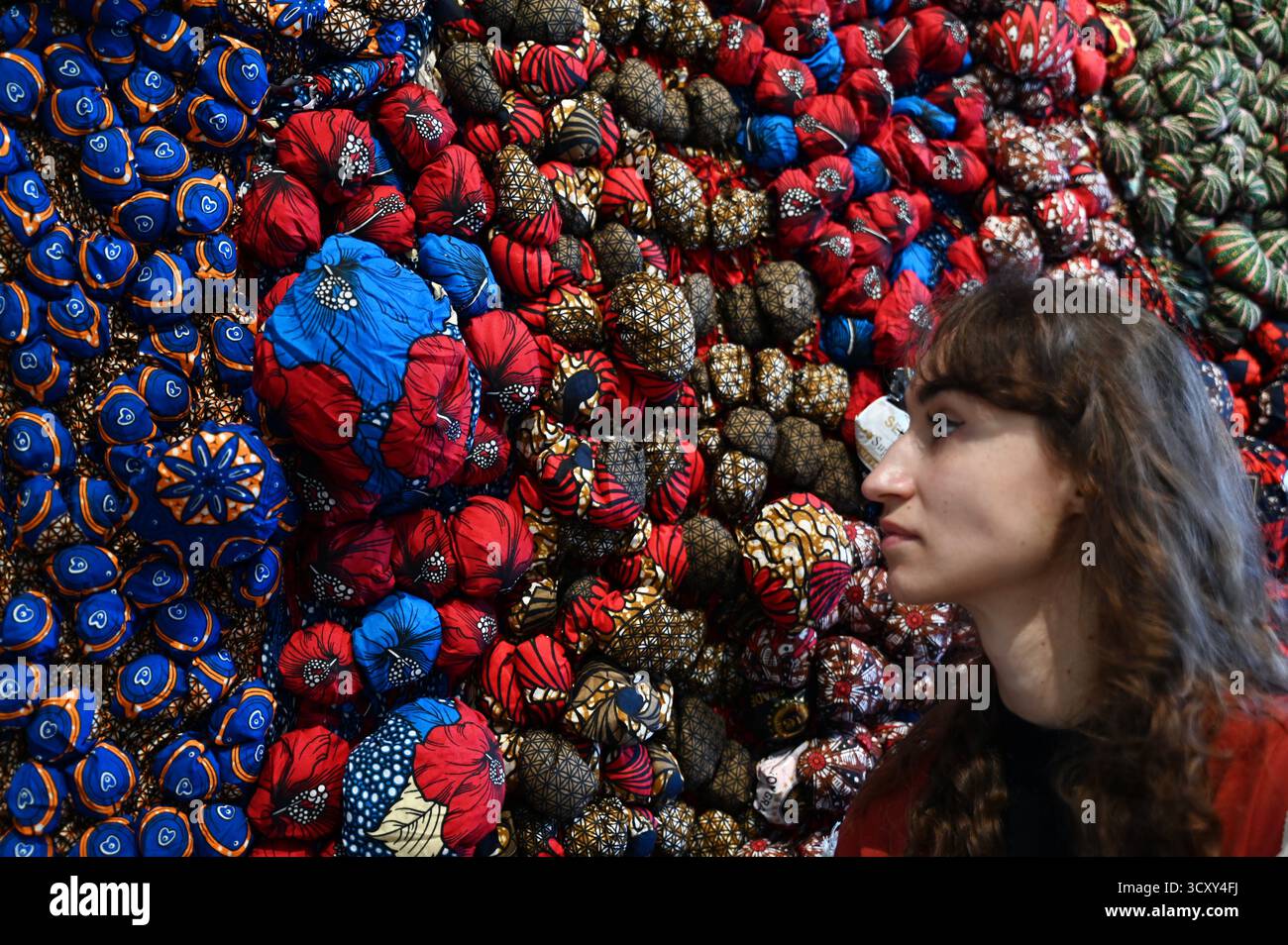 African art fair 2025 hi-res stock photography and images - Alamy