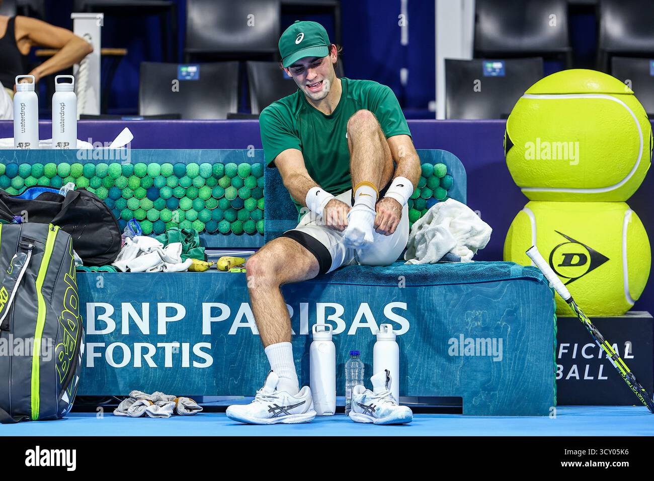 Brussels, Belgium. 16th Oct, 2025. USA's Eliot Spizzirri pictured during the European Open ATP tennis tournament in Brussels, on Thursday 16 October 2025. This year's edition of the tournament is taking place from 12 to 19 October 2025. BELGA PHOTO DAVID PINTENS Credit: Belga News Agency/Alamy Live News Stock Photo