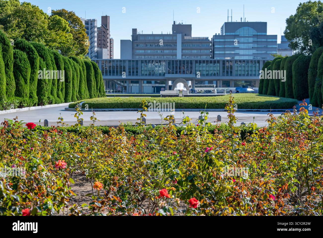 Origami cranes peace park hi-res stock photography and images - Alamy