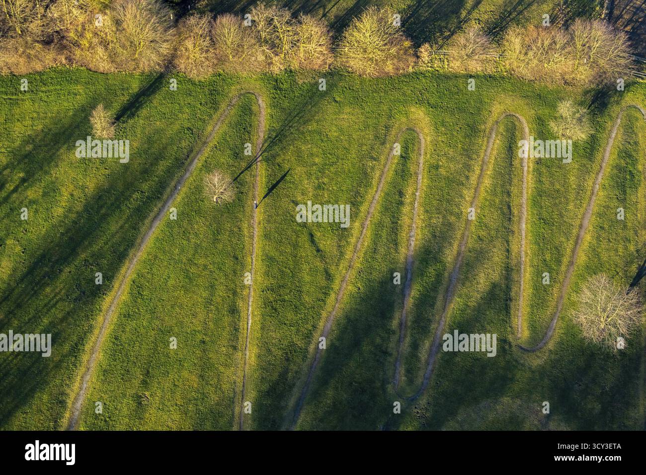 Exercise Path Aerial view, coronary exercise path, serpentines, exercise path of a ...