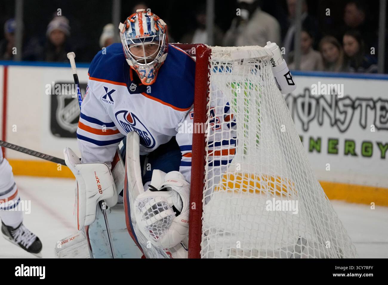 Edmonton Oilers goaltender Stuart Skinner (74) during the second period ...