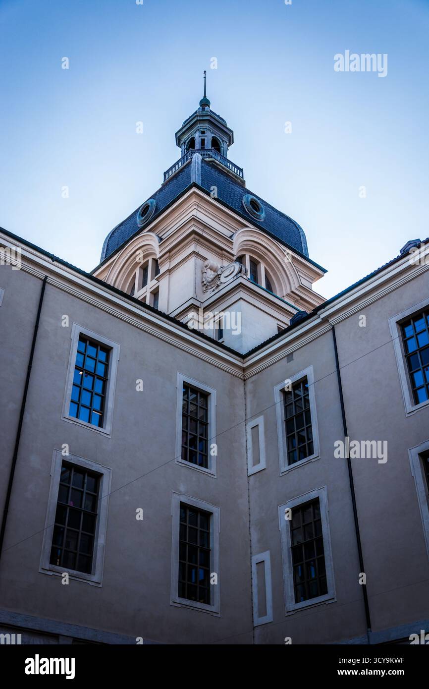 Hotel dieu lyon in hi-res stock photography and images - Alamy
