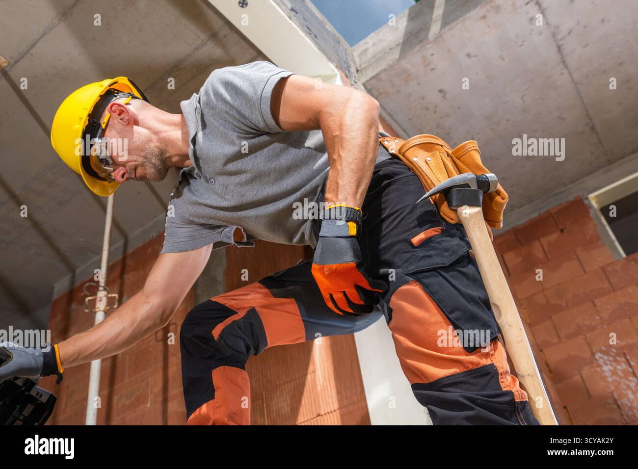 Skilled tasks hi-res stock photography and images - Alamy