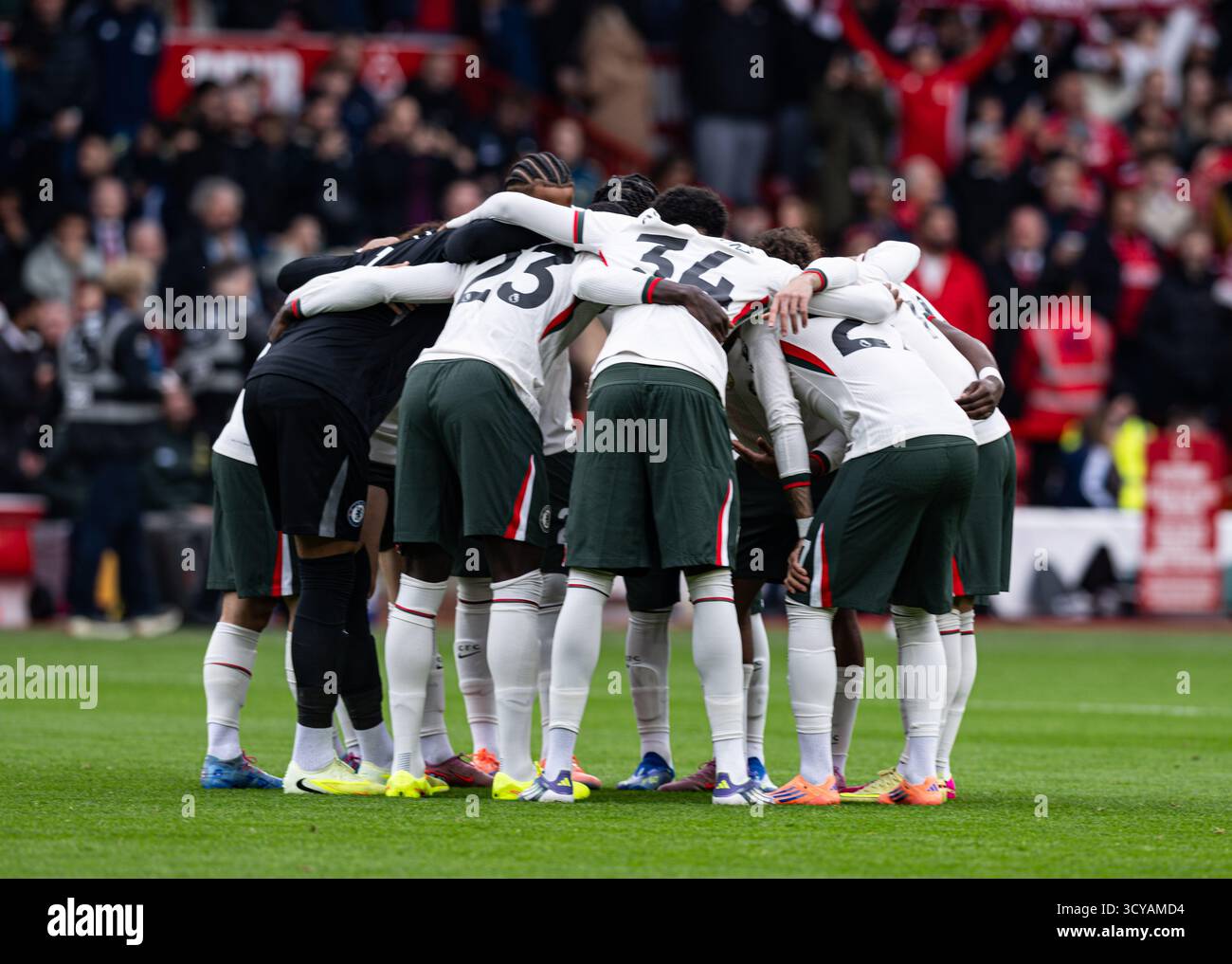 Kick off premier league 2025 hi res stock photography and images Alamy