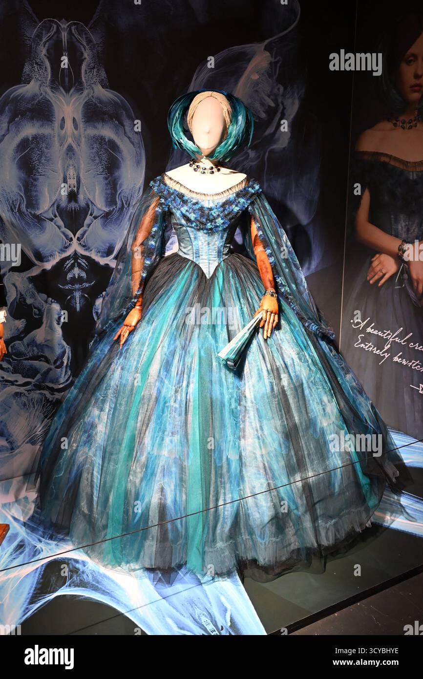 Elizabeth (Mia Goth) dress from the film Frankenstein (2025 Stock Photo -  Alamy