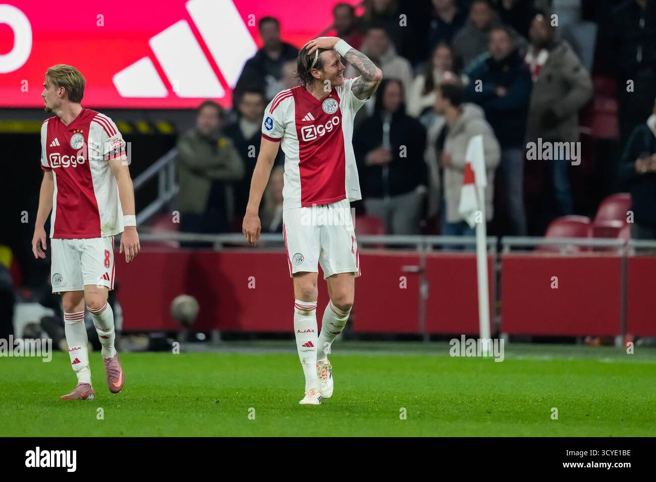 Amsterdam, Netherlands. 18th Oct, 2025. AMSTERDAM, NETHERLANDS