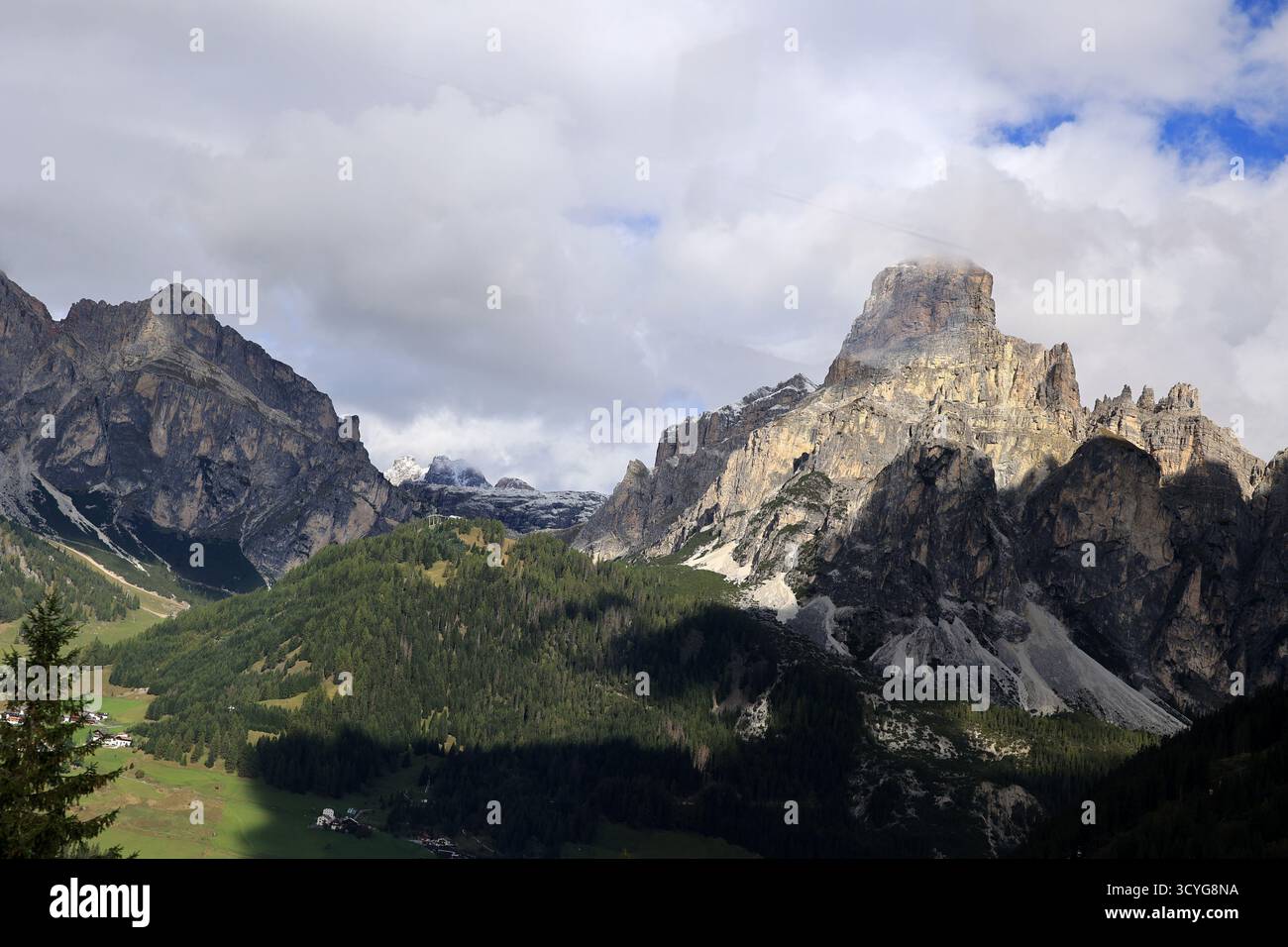 Dolomites italy hi-res stock photography and images - Alamy