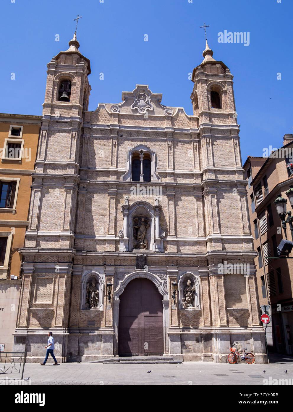 Escuelas pías hi-res stock photography and images - Alamy