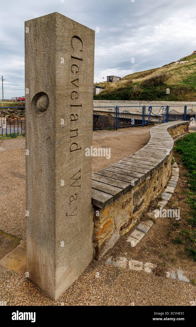 Cleveland Way footpath marker post, Skinngrove, Yorkshire, UK Stock ...