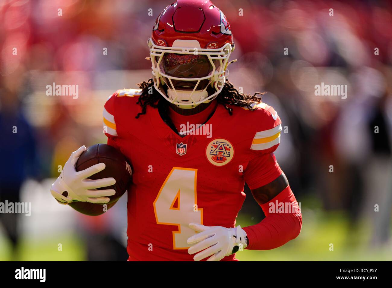 Kansas City Chiefs wide receiver Rashee Rice warms up before an NFL ...