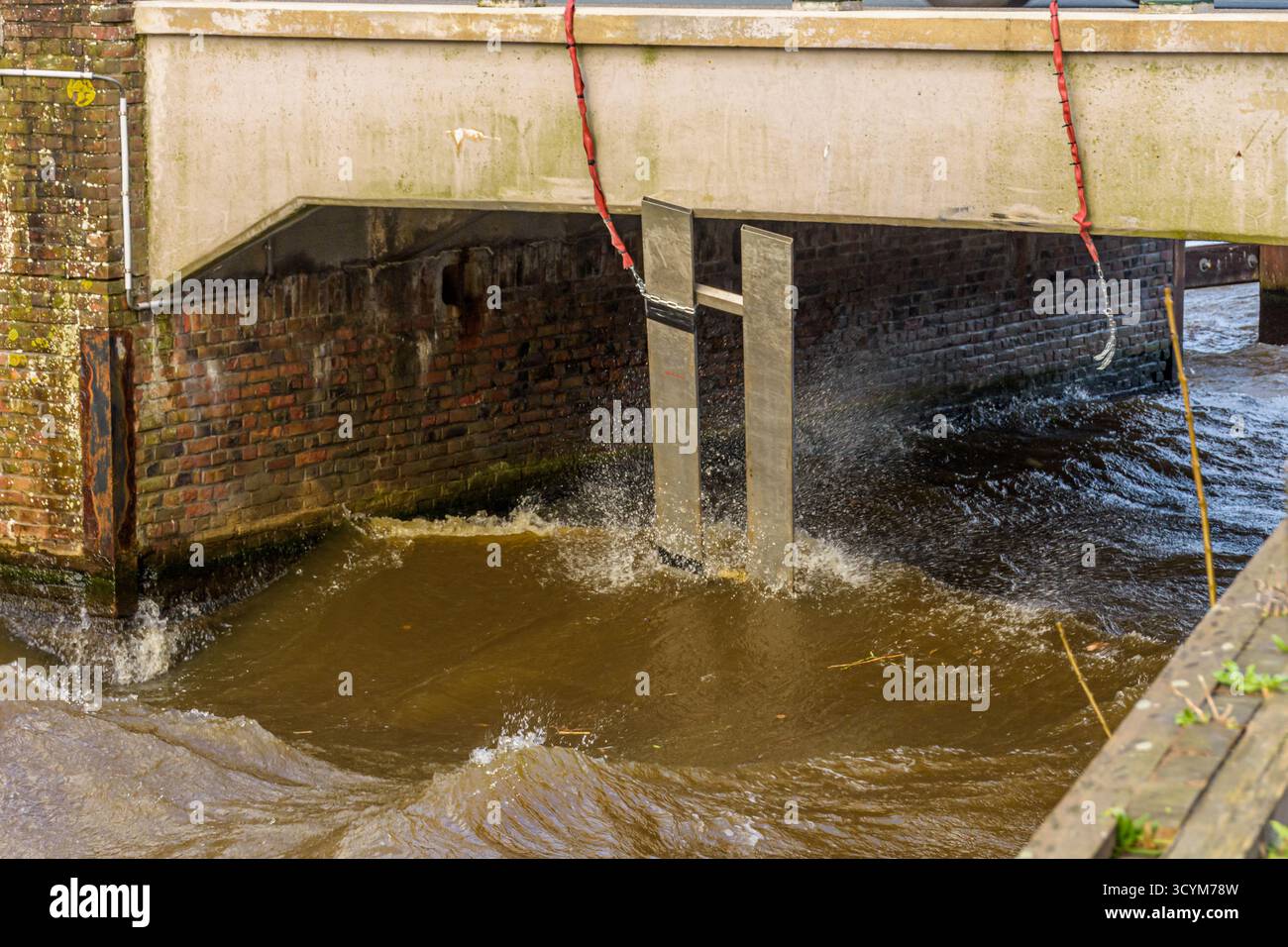 Wind Rises Bridge Bridge collapse wind hi-res stock photography and images - Alamy