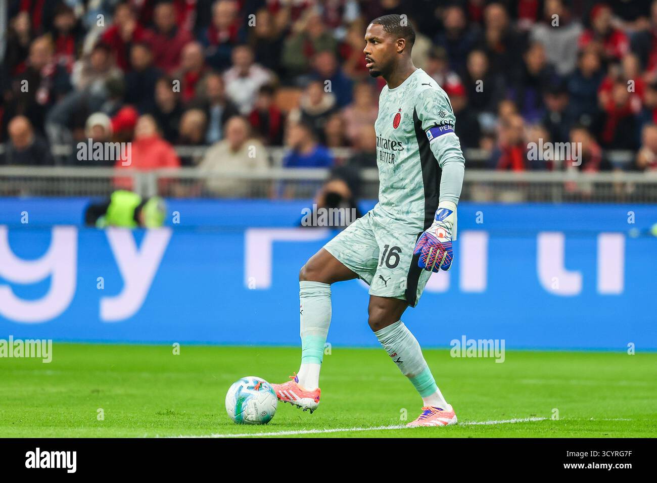 Mike Maignan of AC Milan seen in action during Serie A 2025/26 football ...