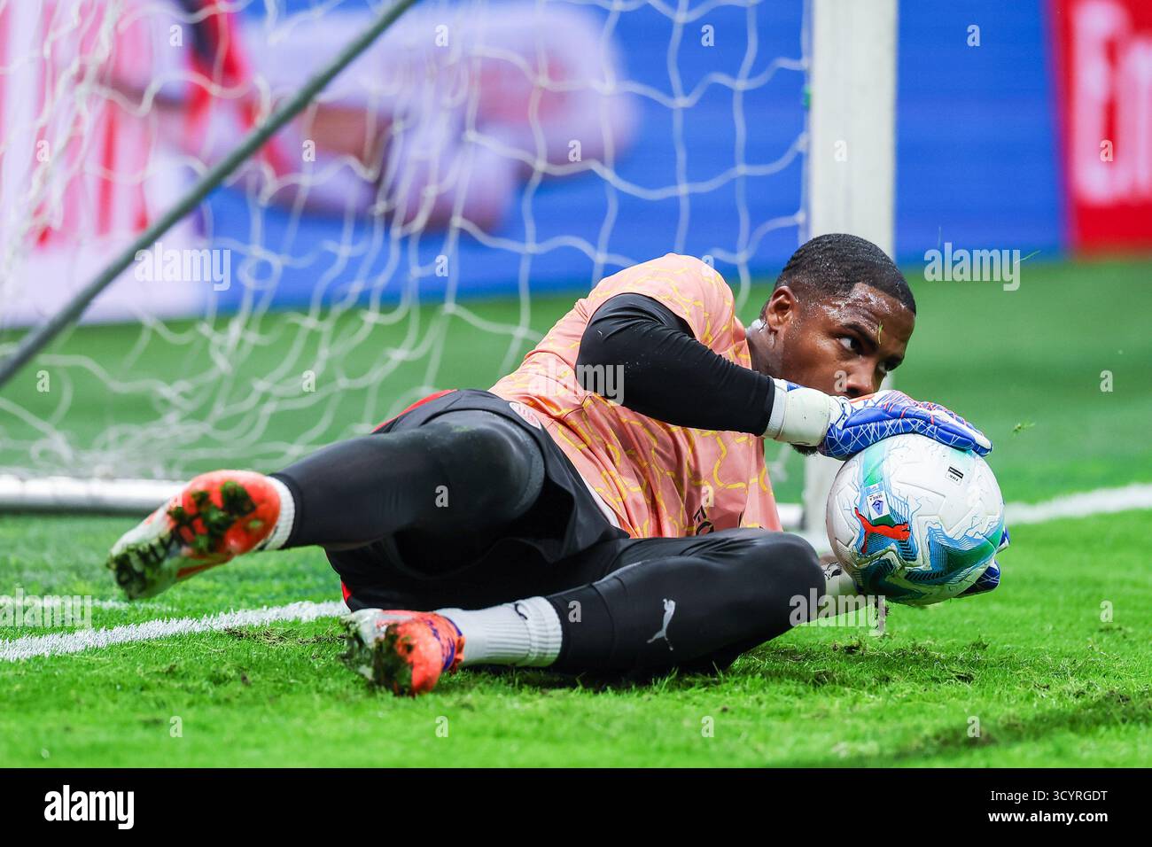 Mike Maignan of AC Milan seen in action during Serie A 2025/26 football ...