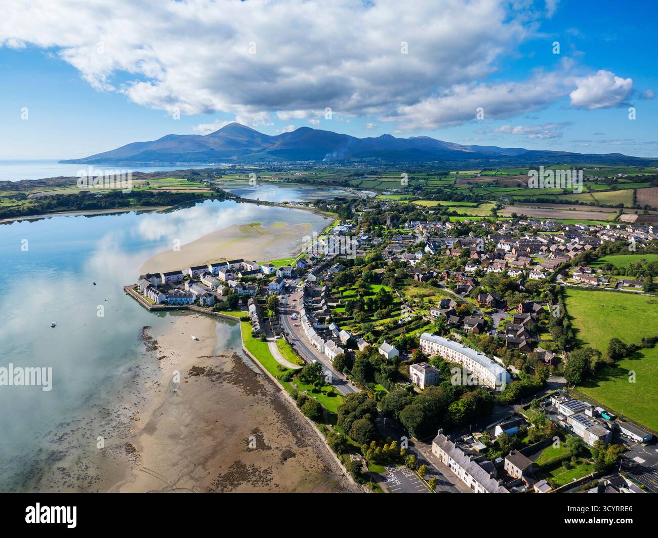 Dundrum castle hi-res stock photography and images - Alamy