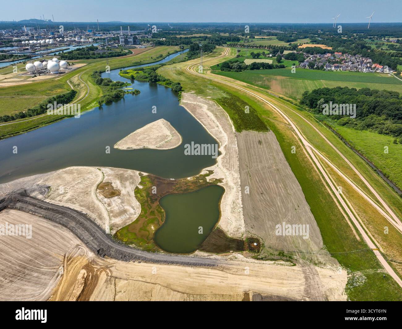 17.06.2025, Germany, North Rhine-Westphalia, Haltern - Lippe, flood protection in the Haltern-Lippramsdorf-Marl (HaLiMa) area. Flood protection on the Stock Photo