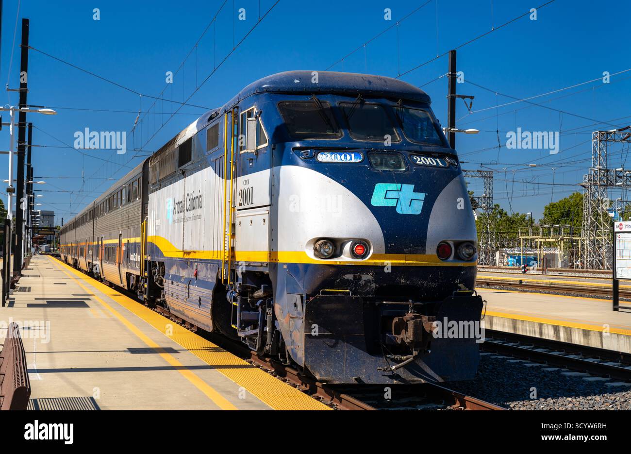 Capitol corridor train hi-res stock photography and images - Alamy