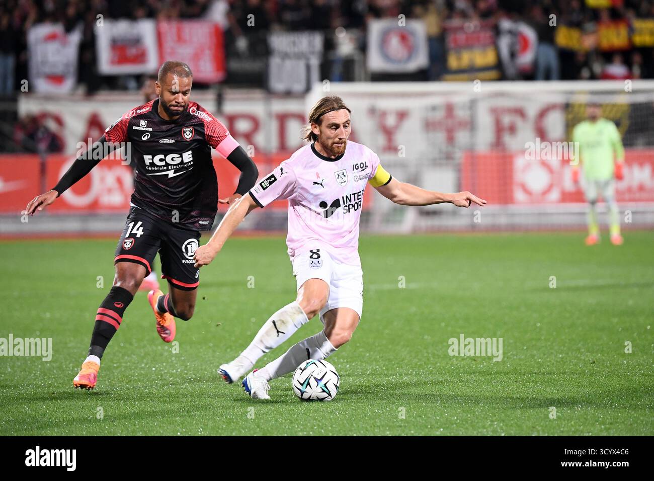 14 Nicolas SAINT RUF (asnl) - 08 Victor LOBRY (asc) during the Ligue 2 ...