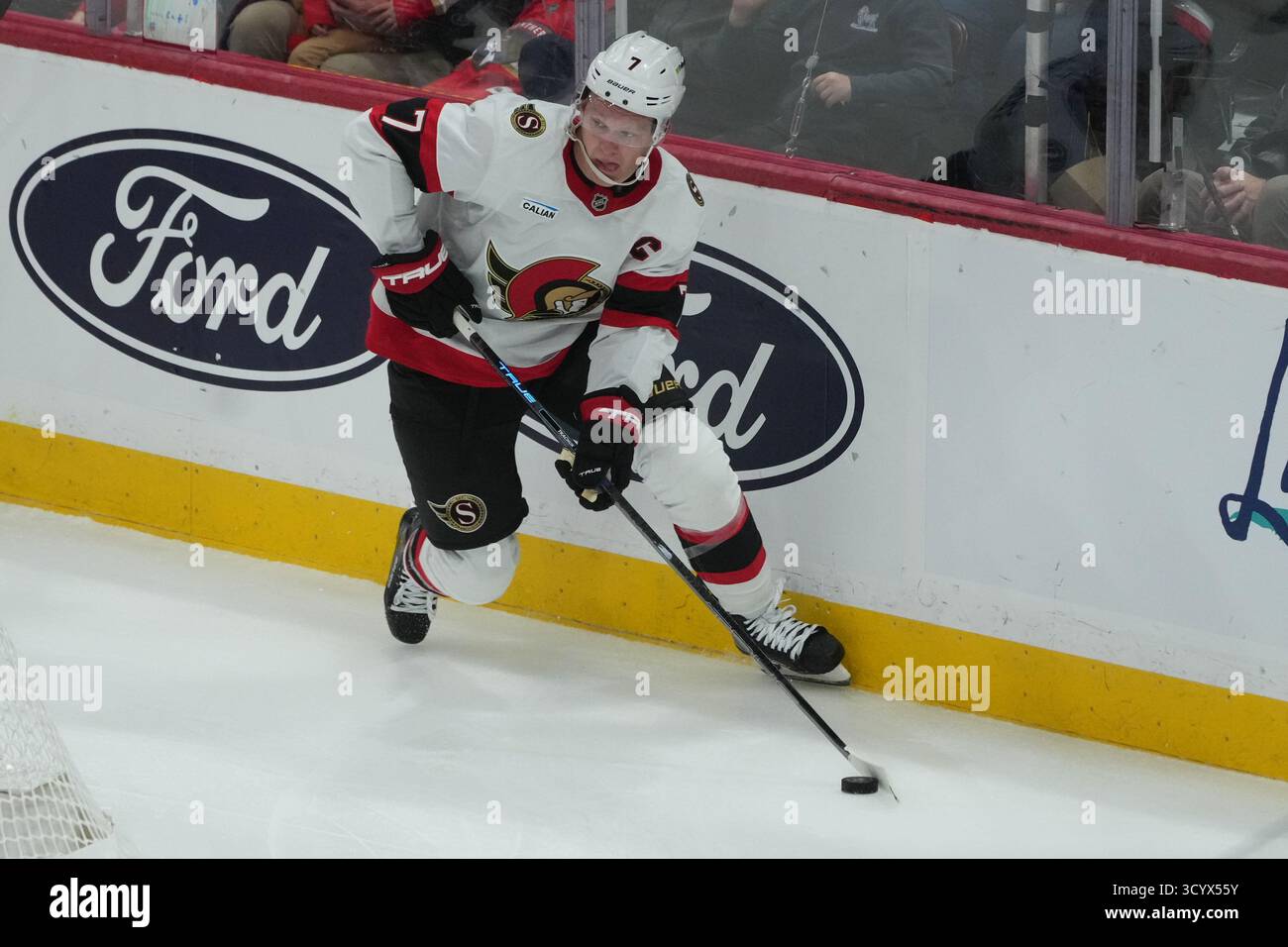 Ottawa Senators left wing Brady Tkachuk (7) skates with the puck during ...