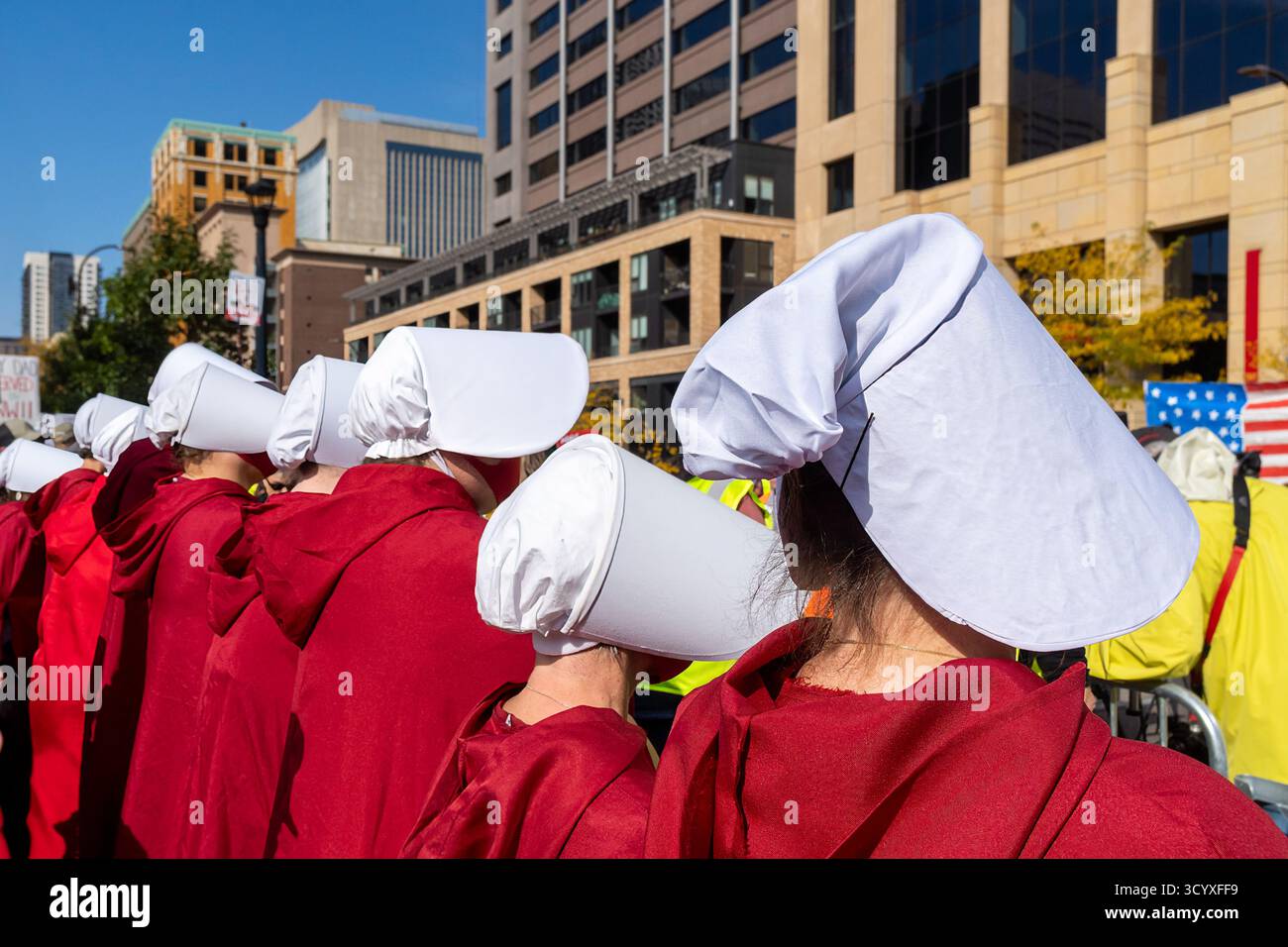 Cloaks crowd hi-res stock photography and images - Alamy