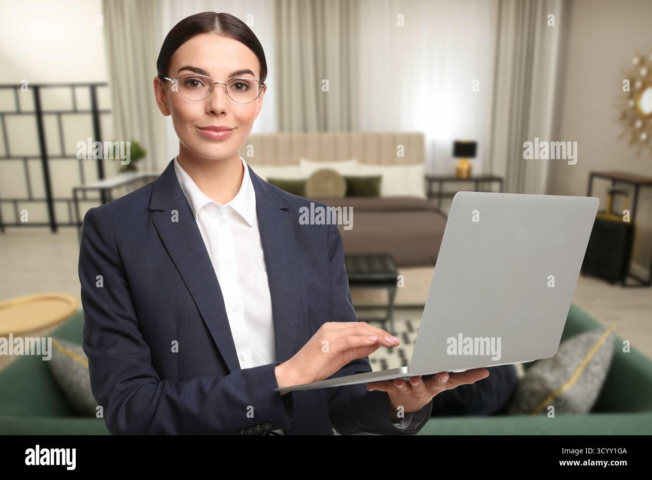 Spacious modern check in hi-res stock photography and images - Alamy