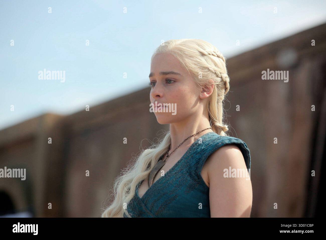 Daenerys targaryen still hi-res stock photography and images - Alamy Daenerys targaryen still hi-res stock photography and images - Alamy