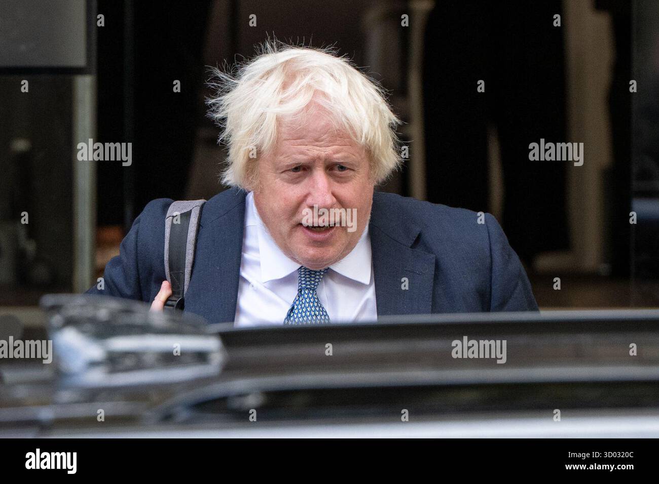 London, UK. 21 October 2025. Former Prime Minister Boris Johnson departs the UK COVID-19 Inquiry building after giving evidence on the government's pandemic response. Credit: Thomas Krych/Alamy Live News Stock Photo