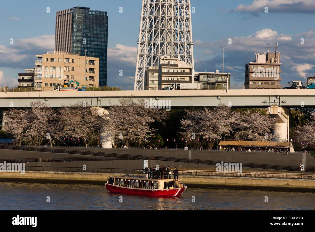 Sumida Rivier Sumida river hi-res stock photography and images - Alamy