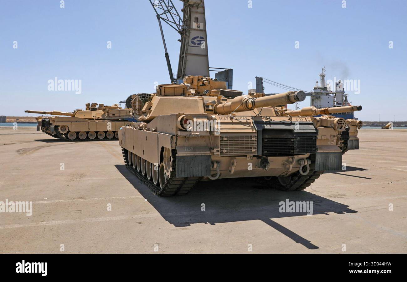 American army tanks hi-res stock photography and images - Alamy