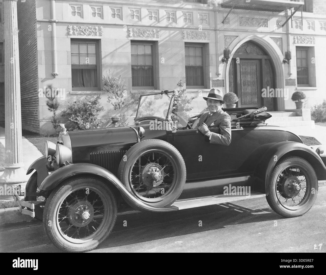 Actor car vintage retro hi-res stock photography and images - Alamy