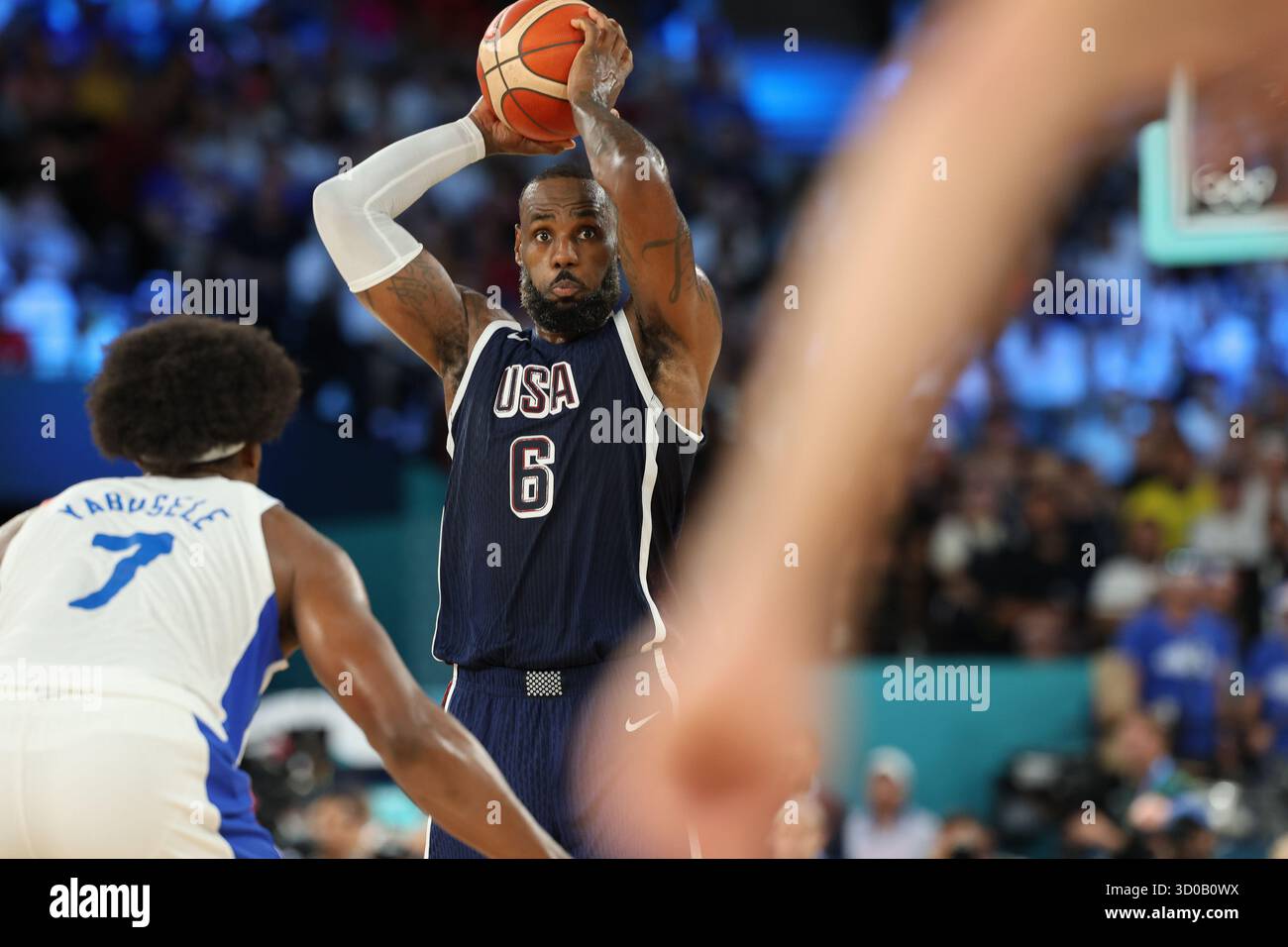 Lebron james team usa 2024 hi-res stock photography and images - Alamy
