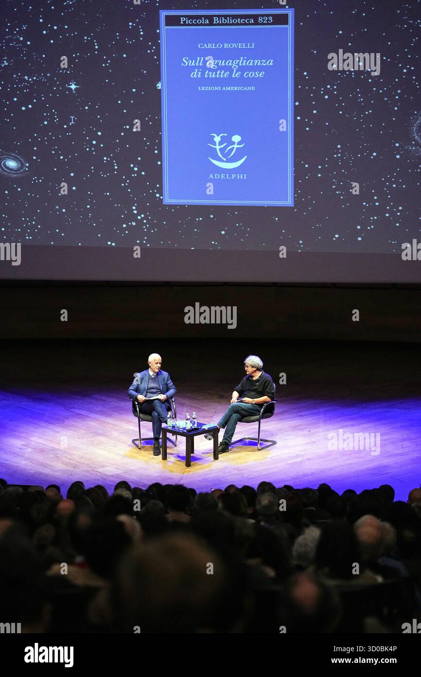 Milano, Italia. 22nd Oct, 2025. Carlo Rovelli e Luciano Fontana al ...