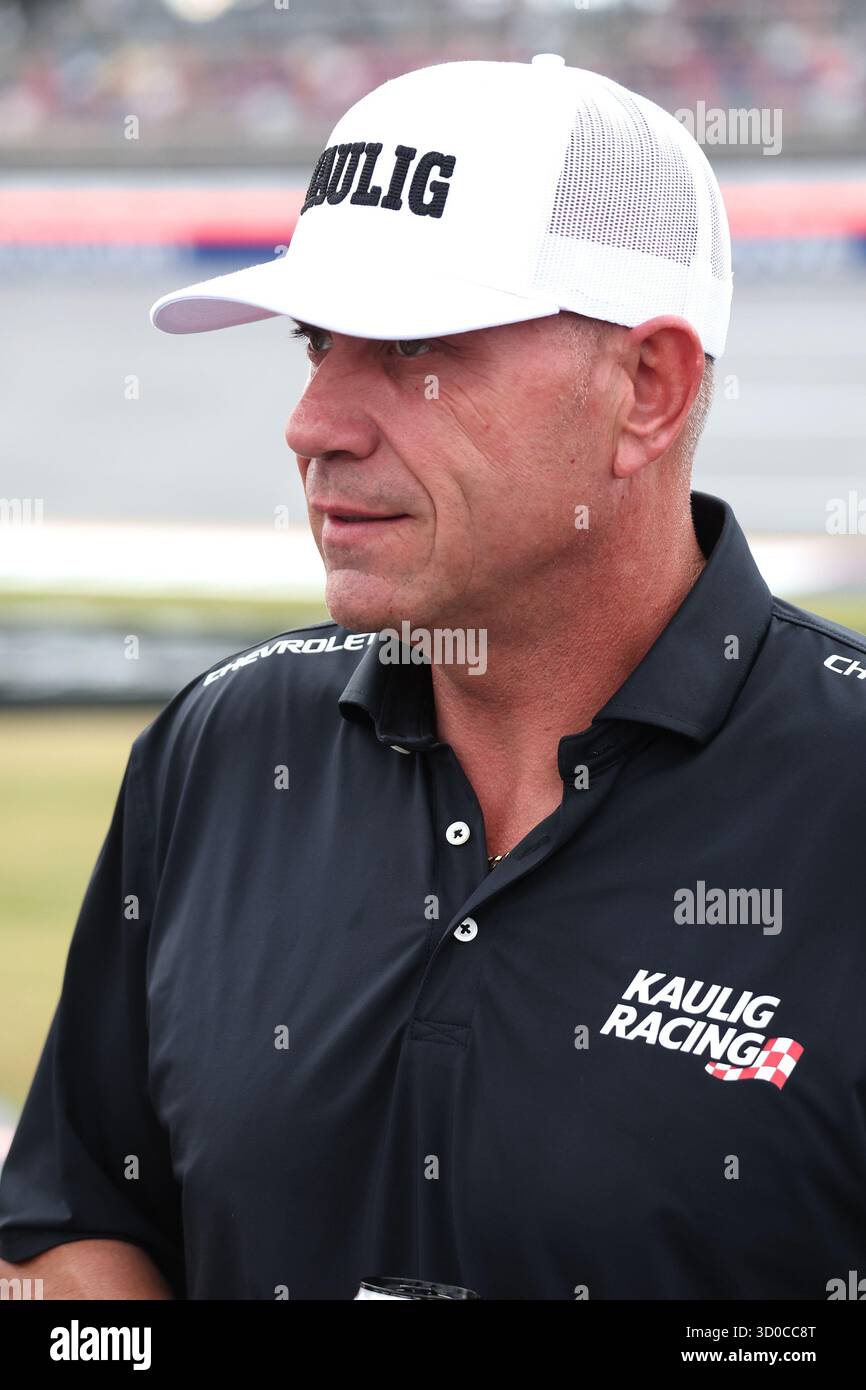 TALLADEGA, AL - OCTOBER 18: Kaulig Racing President Chris Rice walks ...