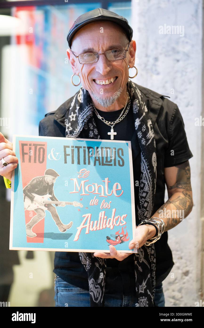 madrid-spain-23rd-oct-2025-spanish-singer-fito-cabrales-of-fito