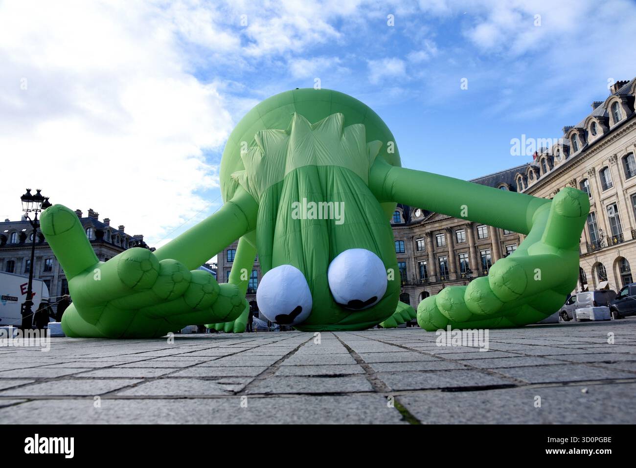Alex Hardman Inflatable Alex da corte frog hi-res stock photography and images - Alamy