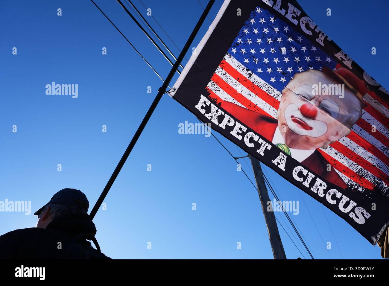 Protesters gather outside an ICE processing facility in Broadview, Ill ...