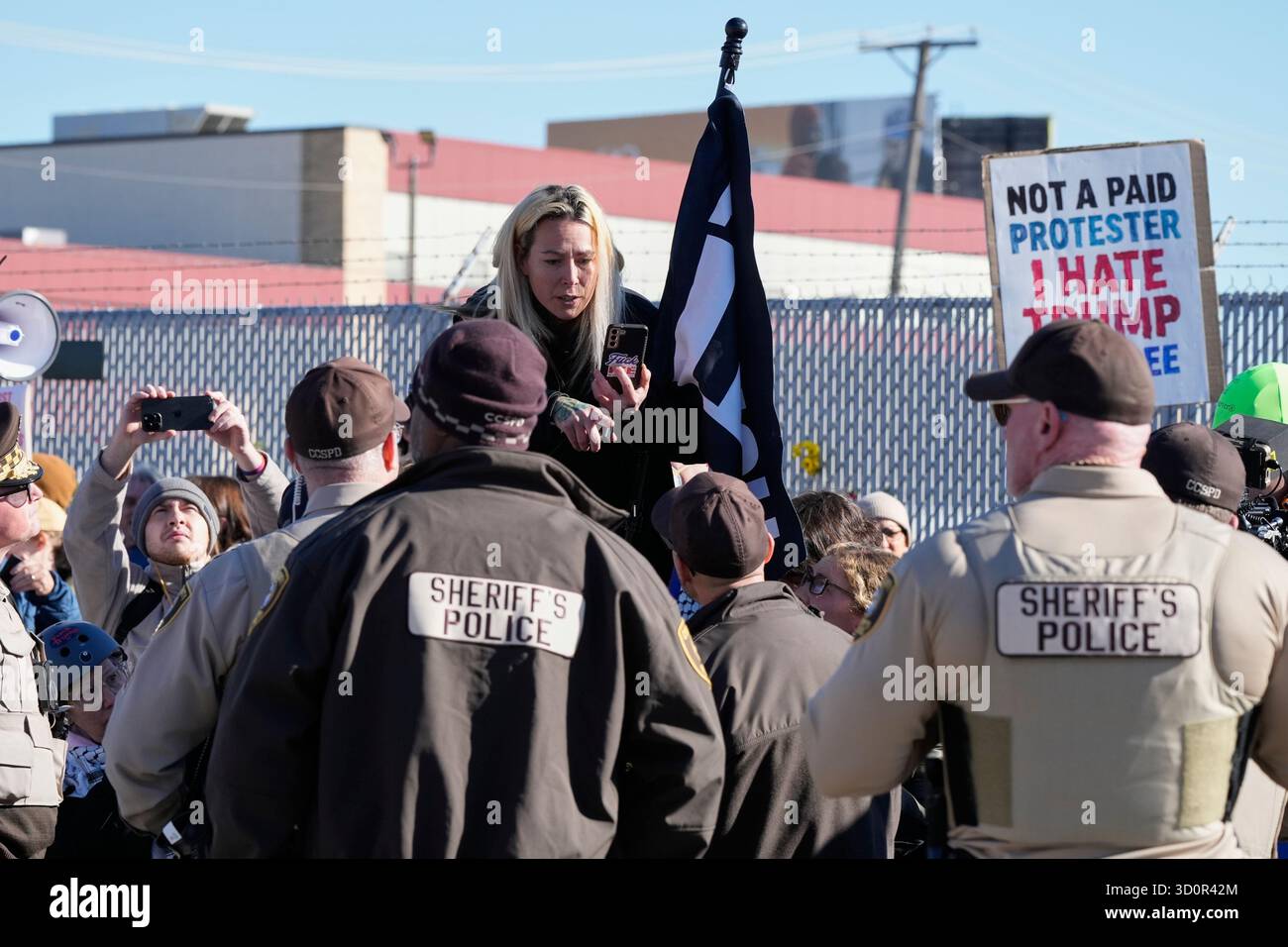 Protesters gather outside an ICE processing facility in Broadview, Ill ...