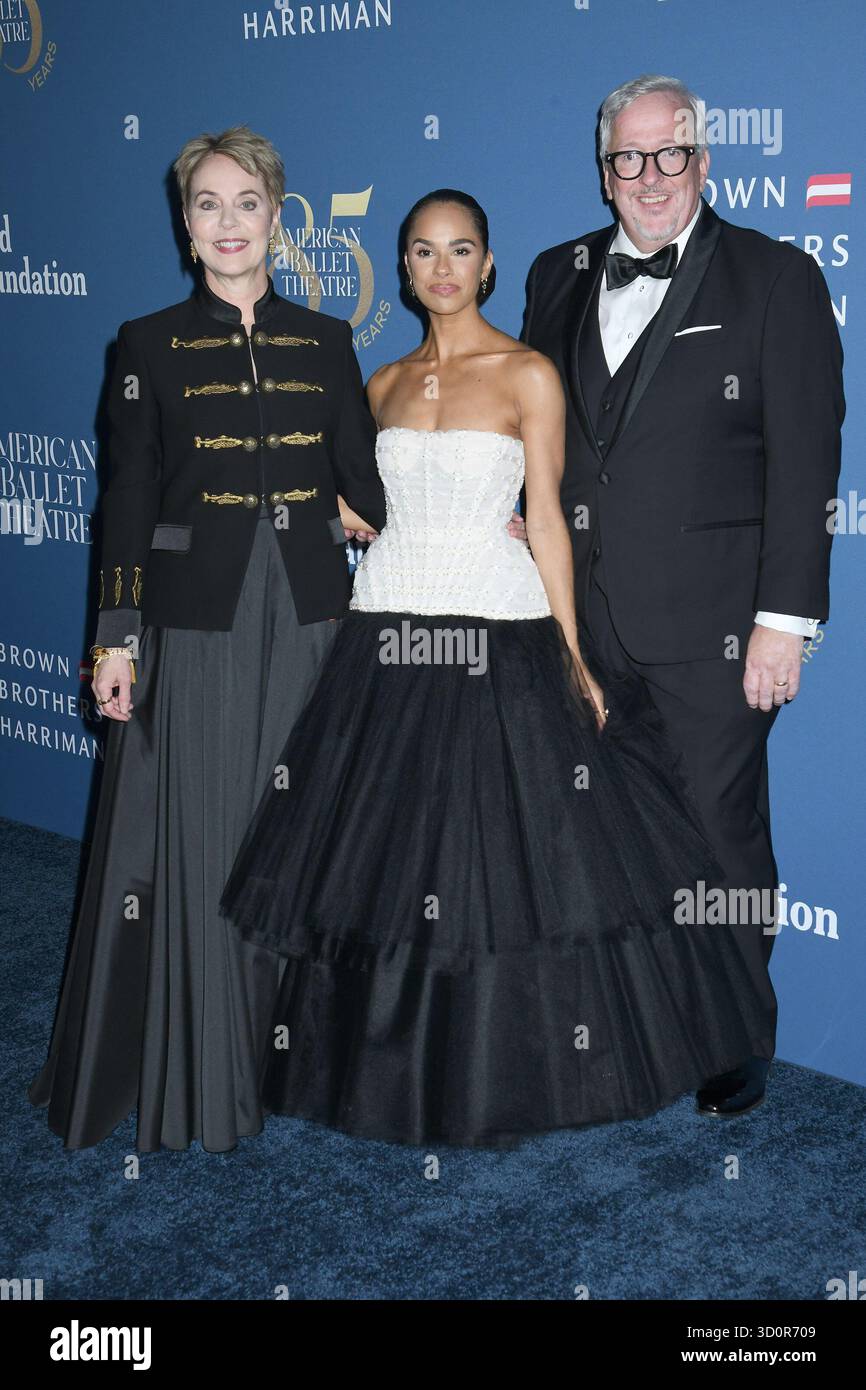 22 October 2025 - New York, New York - Susan Jaffe, Barry Hughson ...