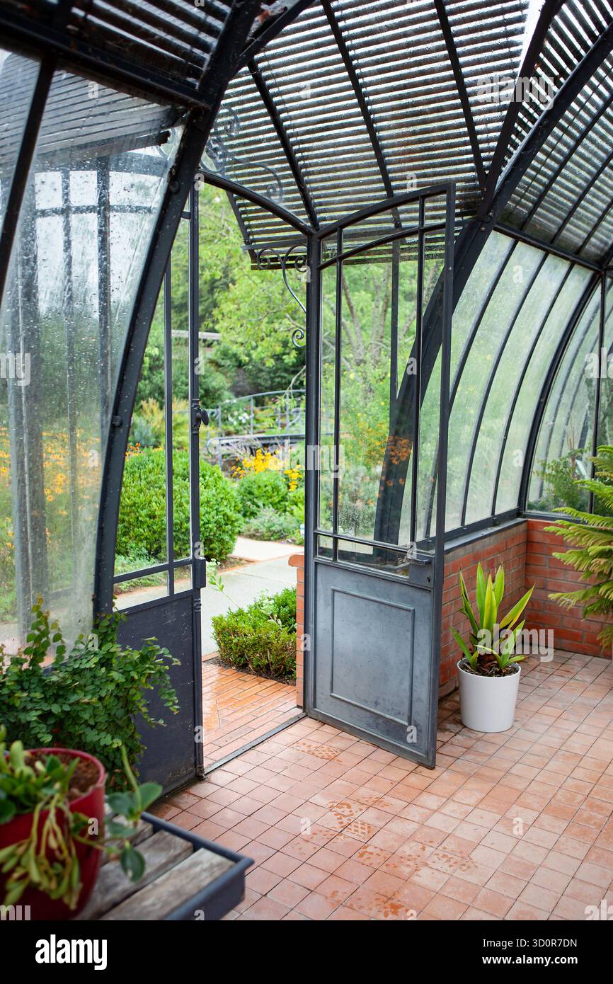 Interior of a vintage greenhouse Stock Photo - Alamy