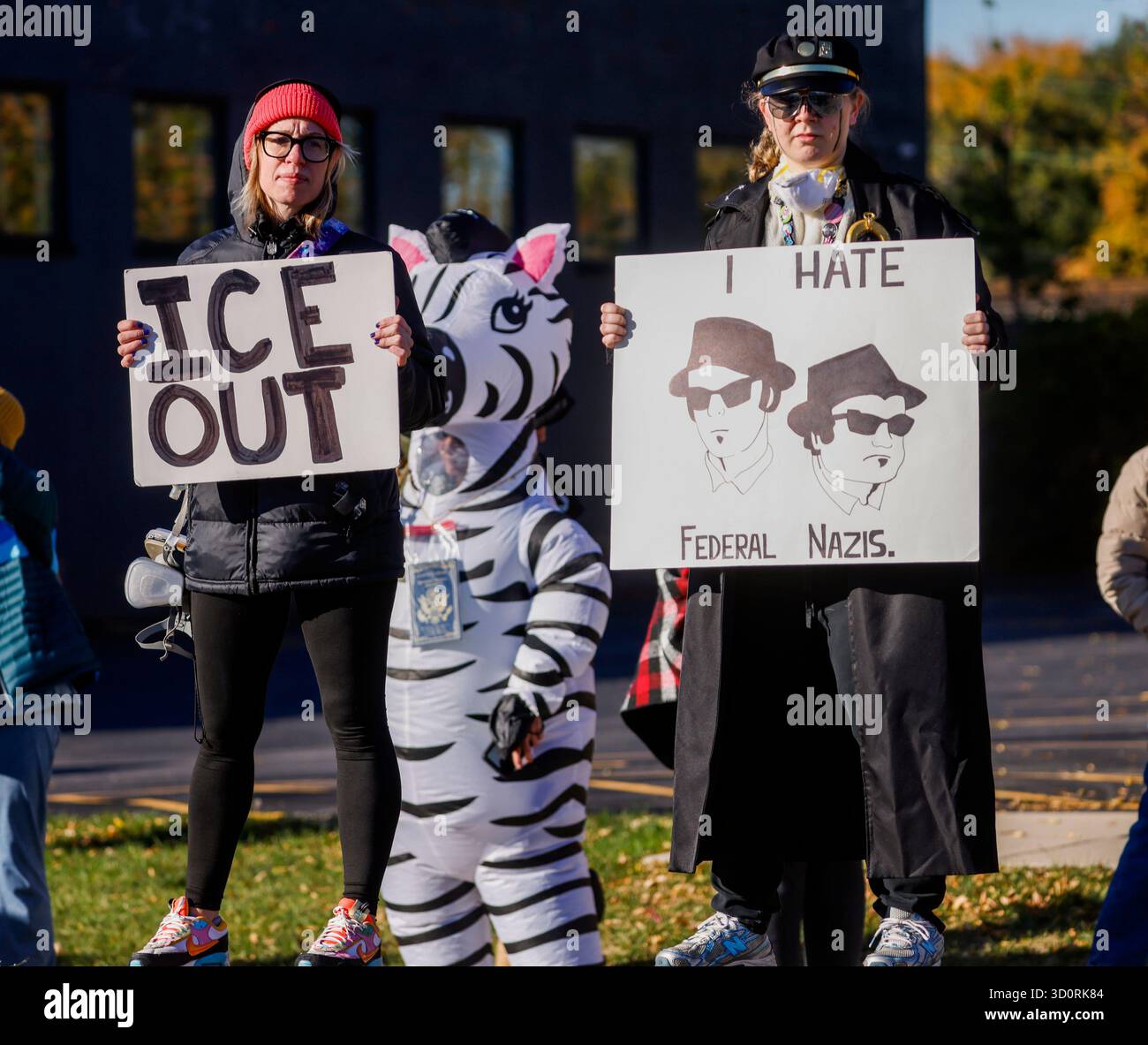 Fbi Customes Fbi costumes hi-res stock photography and images - Alamy